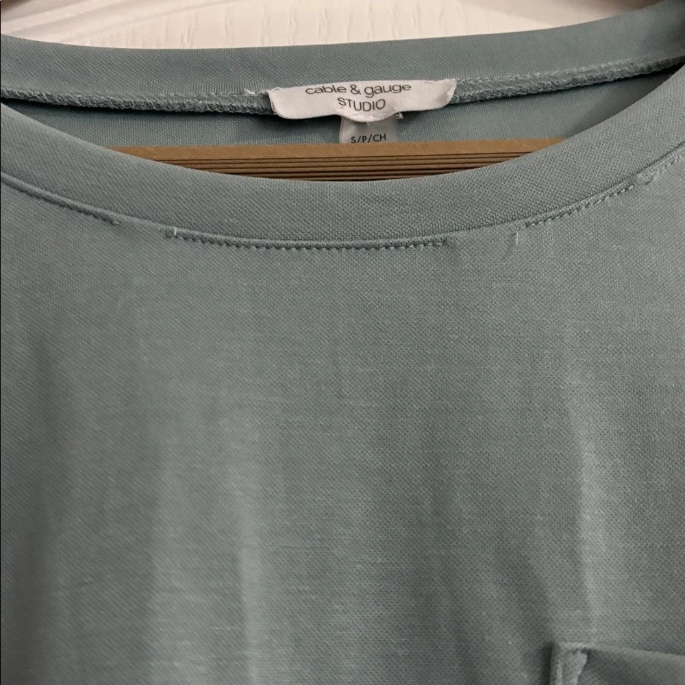 Basic Top - Picture 5 of 7